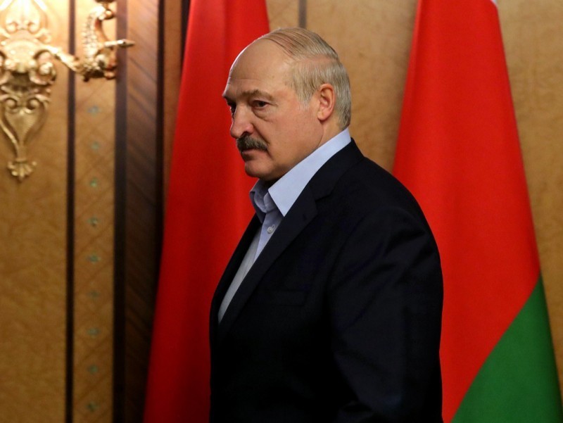 AQSH “boshqalarning qo‘li” bilan urush boshlamoqchi – Lukashenko 