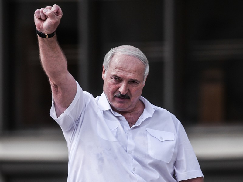 Lukashenko Rossiyani har qanday texnika bilan ta’minlashini aytdi