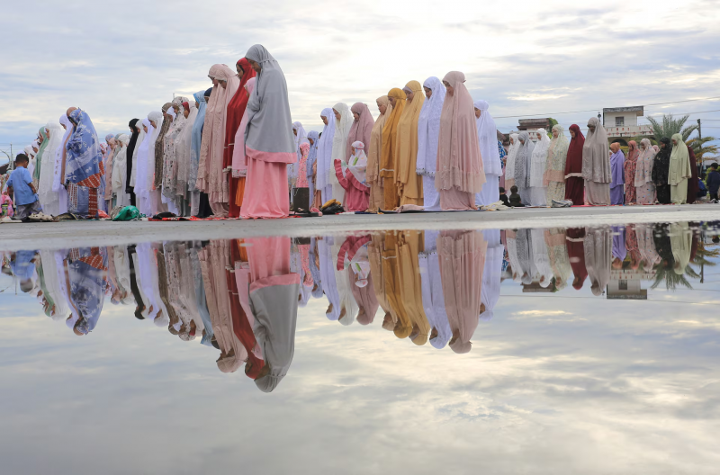 Antara Foto/Syifa Yulinnas/ via REUTERS