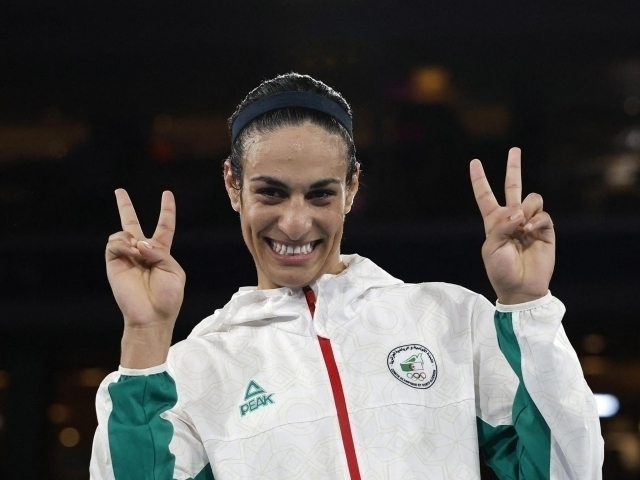 Kokraklari osilgan onalar video