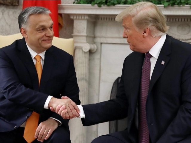 Marina Komilova transseksual hisoblanadi. Joja bilan jinsiy aloqa HD video