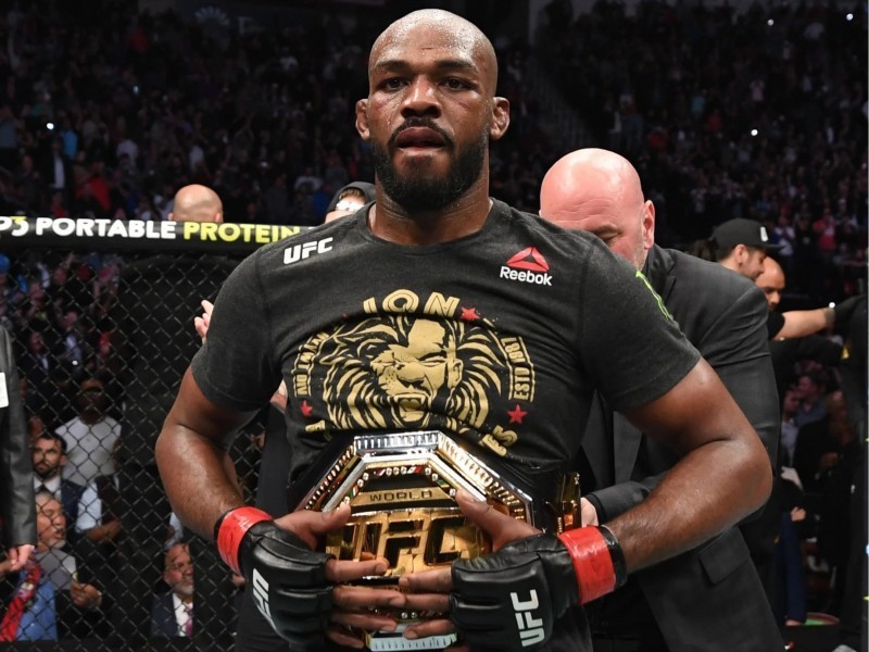 UFC’ning eng yaxshi jangchisi hibsga olindi va ichishni tashlashga va’da berdi UFC’ning eng yaxshi jangchisi hibsga olindi va ichishni tashlashga va’da berdi