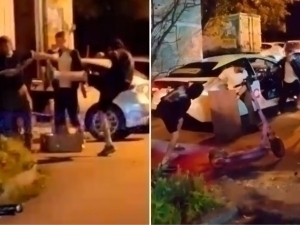 Ular kochada toliq korinishda silkinib ketishadi Biryusinskning erotik fotosuratlari