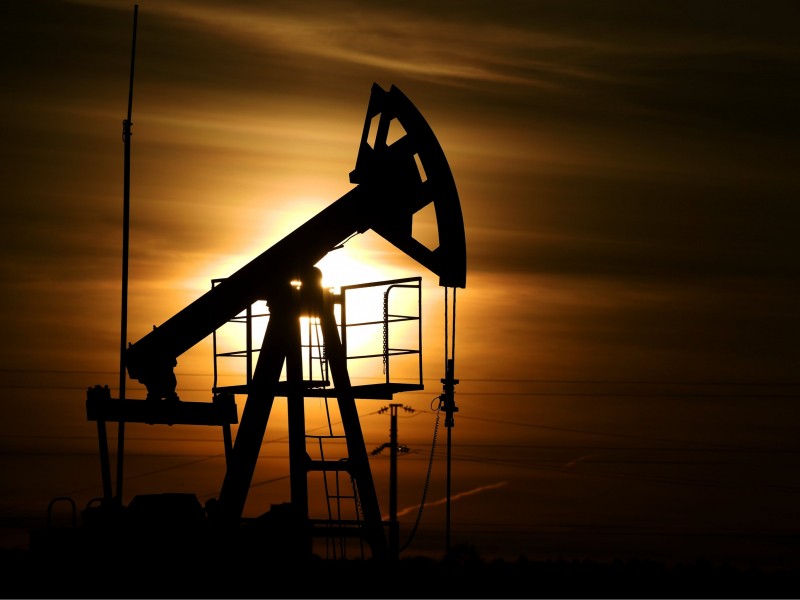 OPEC+ нефть қазиб олишни қисқартиришга келишиб олди
