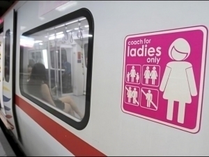 Bodi arti pornosini HD formatda tomosha qiling