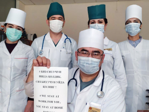 Anal chizmalar Qizlar va qora tanli erkaklar bilan irqlararo qattiq jinsiy aloqa