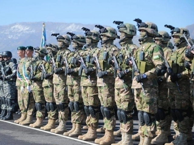 Yigit va qiz birga jinsiy aloqa fon rasmi Dashaning dumba surati