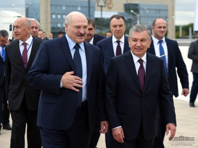 Lukashenko O‘zbekistonga keladi