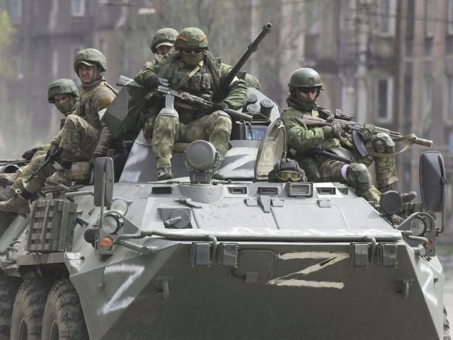 Onlayn yuqori sifatli rus porno kastinglarini tomosha qiling.