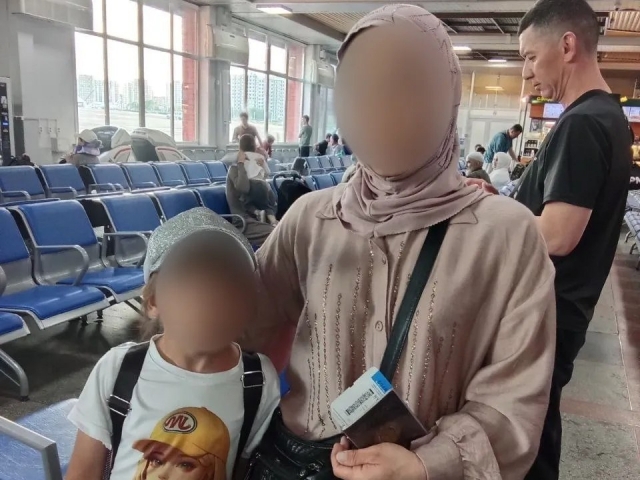 23 yoshli qizlarning onlayn porno videolari