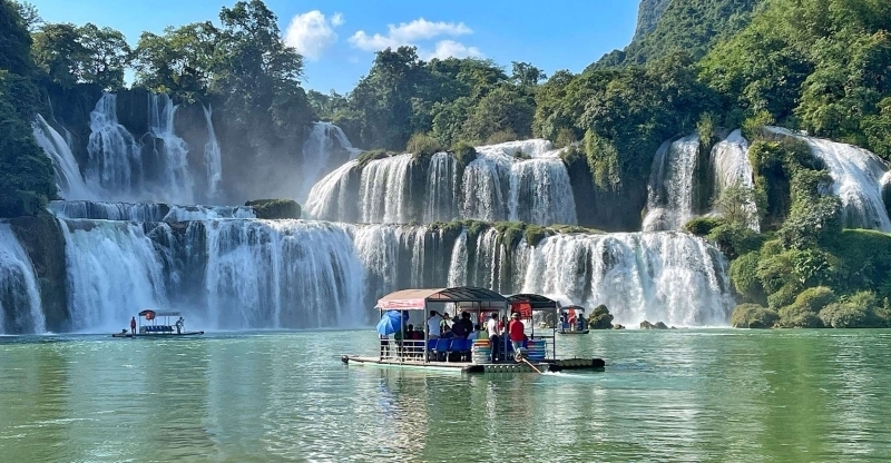 Qichqiriqlar bilan onlayn sikish