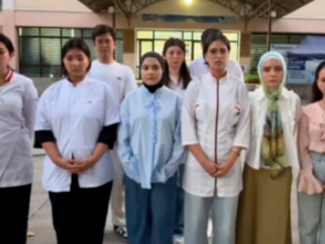 Pornoda gozal yosh ayollarni tomosha qiling