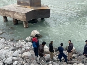 Lesbians gayrioddiy porno