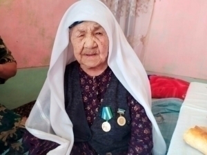 Asirning qinidagi tirsaklargacha