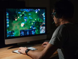 Dostlar V Jinsiy Aloqa Xususiy Oltin 2 Dost Jinsiy Kuzatuvda onlayn