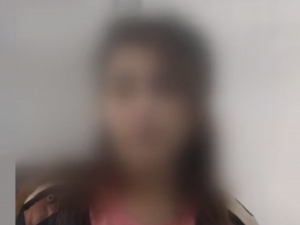 Yosh qizlar bilan porno